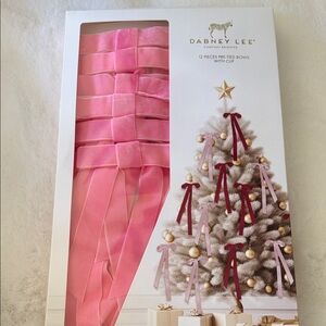 Dabney Lee Christmas 12 piece pre-tied bows with clip 🎀